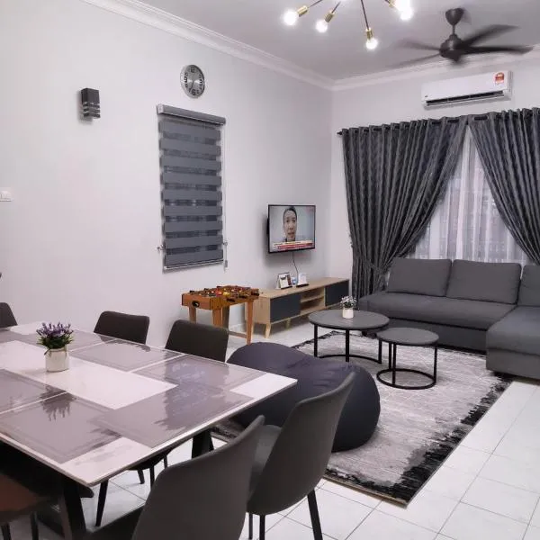 Hening Kesuma Homestay，位于Beranang的酒店
