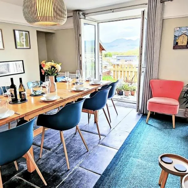 Harbour & Mountain Views, Porthmadog House, Sleeps 9, 4 Bedrroms, 2.5 Bathrooms，位于波特马多克的酒店