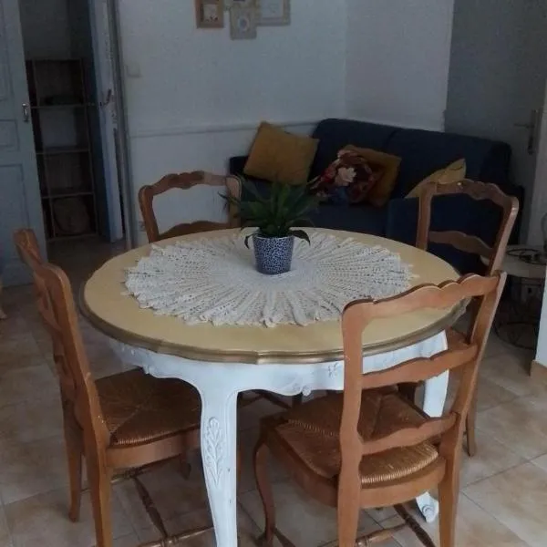 Appartement，位于Lunel-Viel的酒店