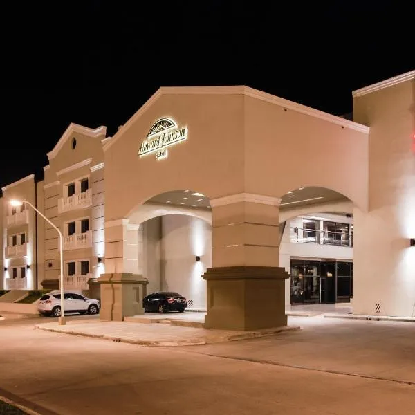 Howard Johnson Hotel & Casino,位于福尔摩沙的酒店