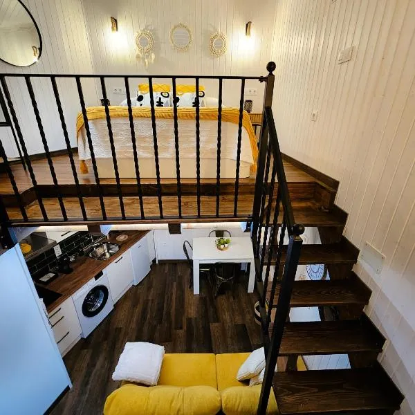 Triana，位于Villarejo del Valle的酒店