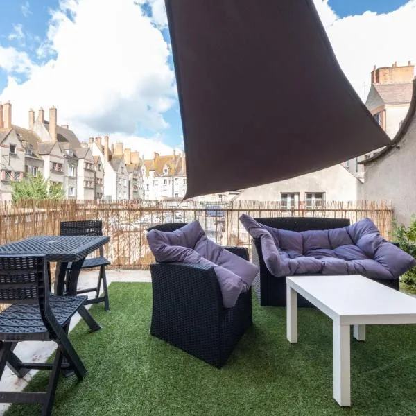 Le Saint-Louis 1, Terrasse, Cosy, cœur de ville bord de Loire, commerces à pied，位于日安的酒店