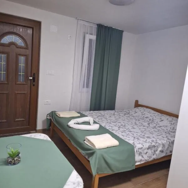 Apartmani Eminovic 2，位于奥赫里德的酒店