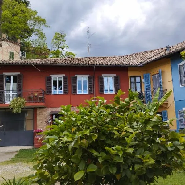 Ca' d'la nona casa con giardino，位于阿利亚诺泰尔梅的酒店