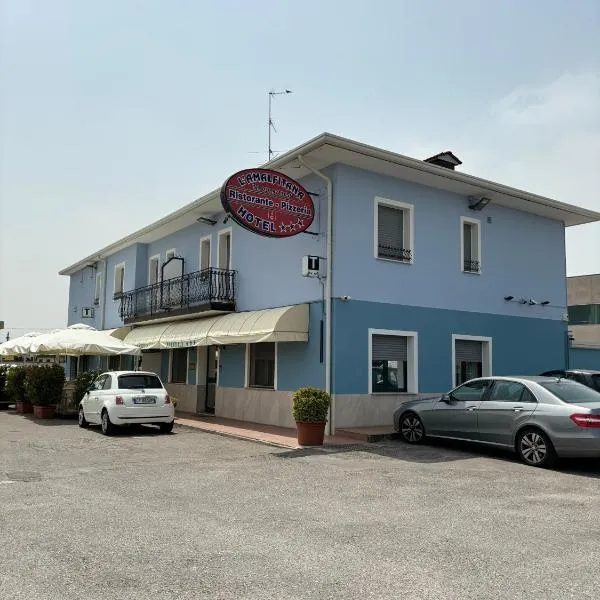 Hotel Ristorante Amalfitana，位于Dello的酒店