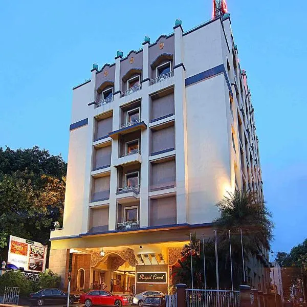 宫廷酒店，位于Sakkanurani的酒店