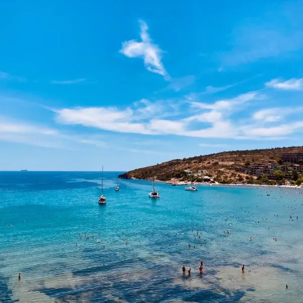 Sandy Beach，位于Mesargos的酒店