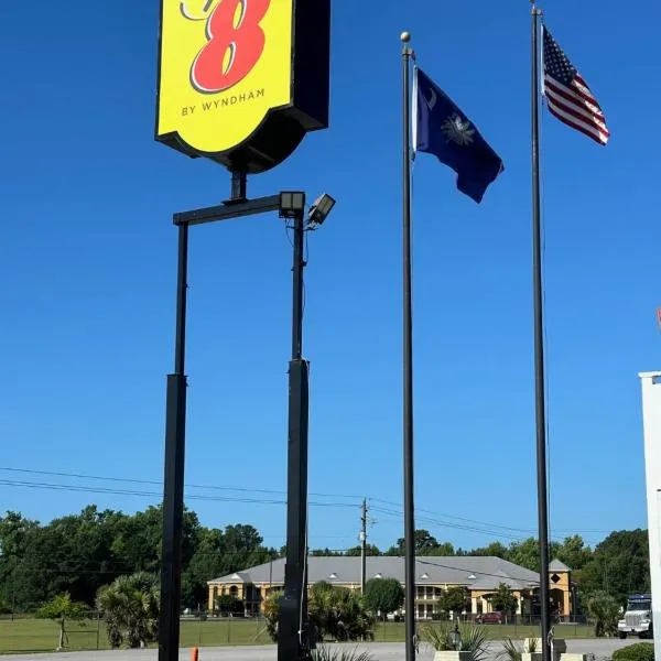 Super 8 by Wyndham Florence SC I-95 North - Hwy 76，位于佛罗伦萨的酒店