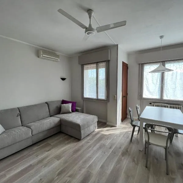 Manerba - Best Vacation Apartment，位于马内尔巴的酒店