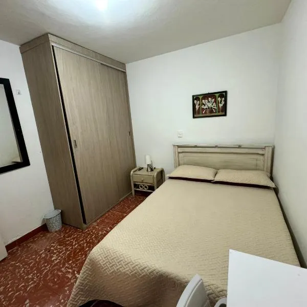 Habitación bien ubicada Envigado P1-2，位于萨瓦内塔的酒店