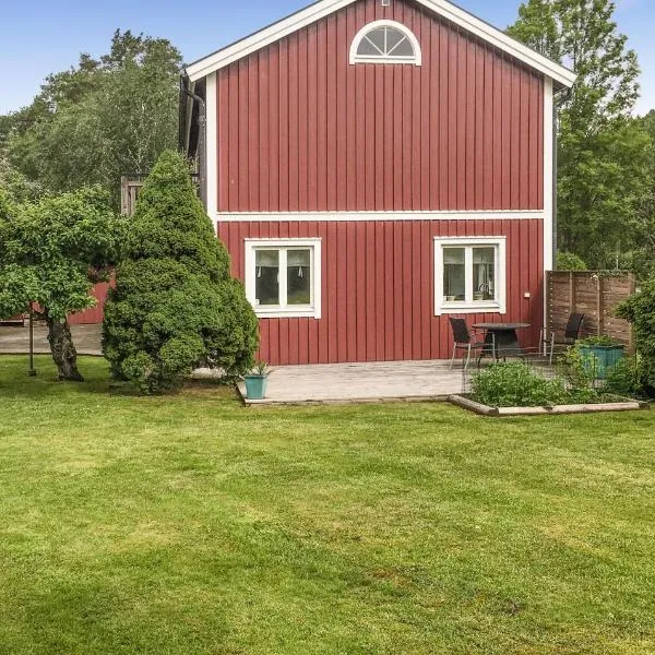 Stunning Home In Svängsta With Sauna，位于Svängsta的酒店