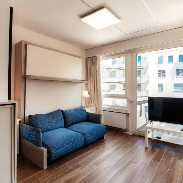 Terrazza Paradiso 2 by Quokka 360 - Studio with Balcony，位于帕拉迪索的酒店