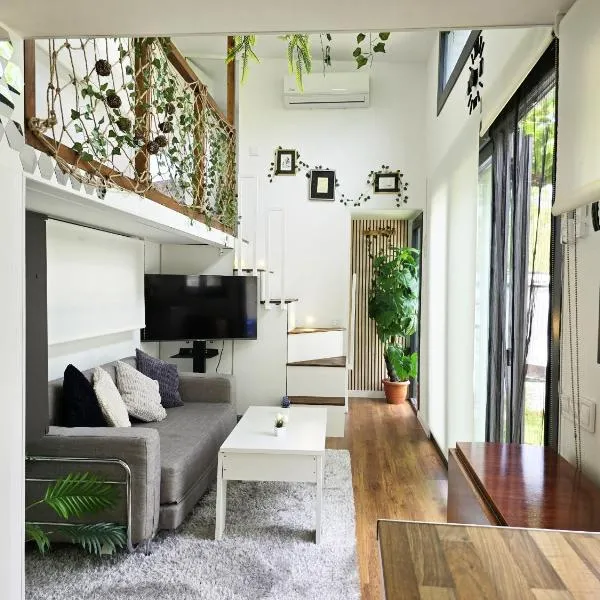 Camping Costa Dorada Tiny House 1，位于卡内·德·玛尔的酒店
