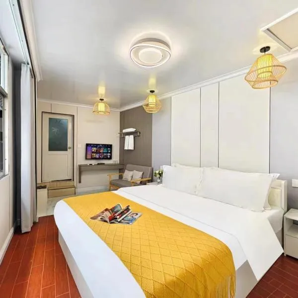 聚贤居客栈(凤凰古城店)，位于凤凰的酒店