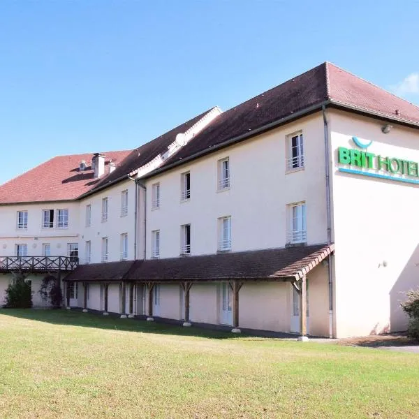 Brit Hotel Confort - La Tour Blanche，位于圣提里耶拉佩尔什的酒店