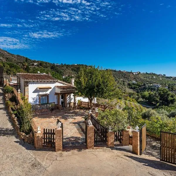 Cozy Home In Frigiliana，位于弗里希利亚纳的酒店