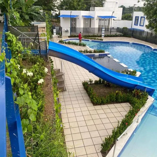 Casa de descaso en Carmen de apicala，位于卡门阿皮卡拉的酒店