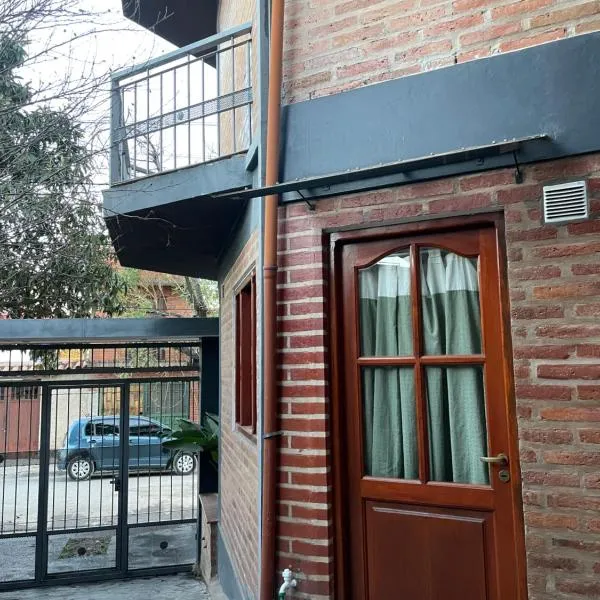 La Hiedra，位于圣萨尔瓦多德朱的酒店