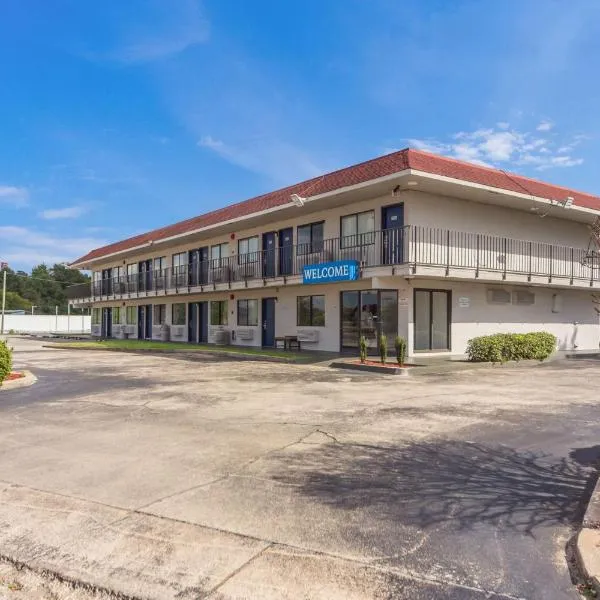 Motel 6-Meridian, MS，位于梅里迪恩的酒店