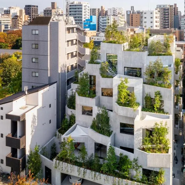 NOT A HOTEL FUKUOKA，位于福冈的酒店