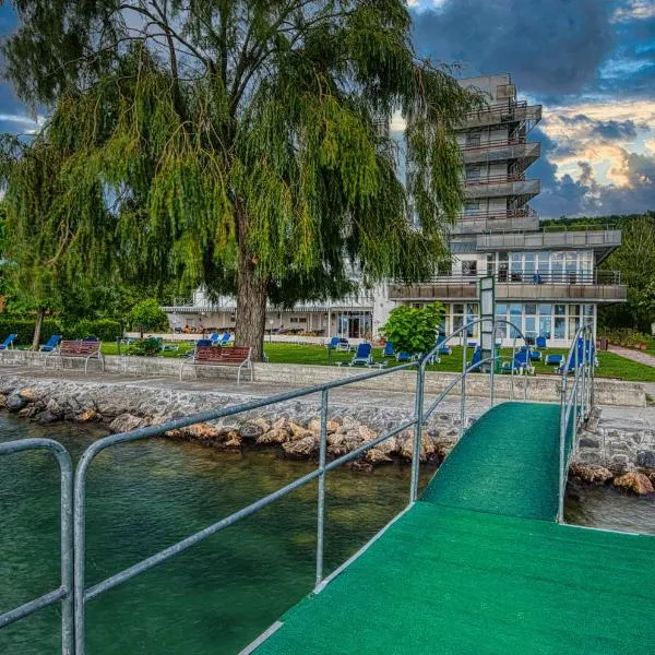 Világos Hotel Balatonvilágos，位于鲍洛通维拉戈什的酒店