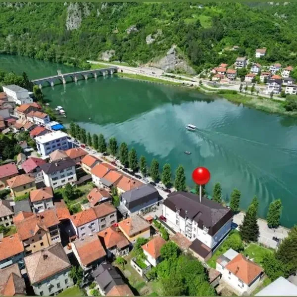 Aluna 4，位于维舍格勒的酒店