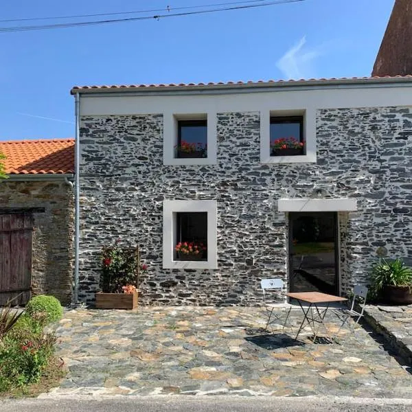 Le Solier, gîte à la campagne，位于Frossay的酒店