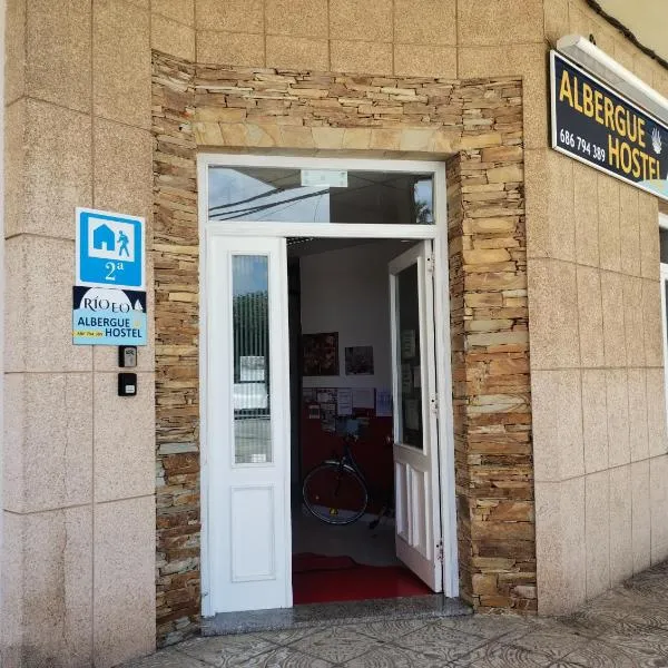 Hostel Río Eo Albergue Ribadeo，位于里瓦德奥的酒店