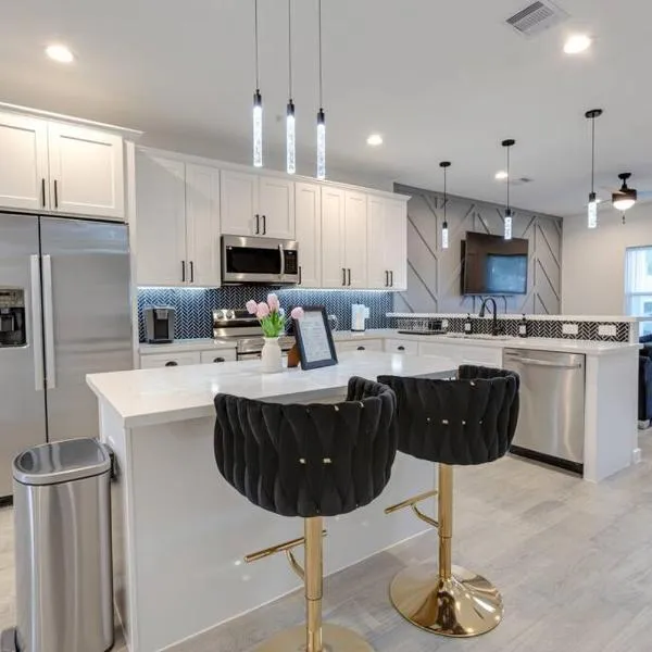 Lé Luxe Maison -3BR 2 BA- Medical Center and Downtown HTX，位于休斯顿的酒店