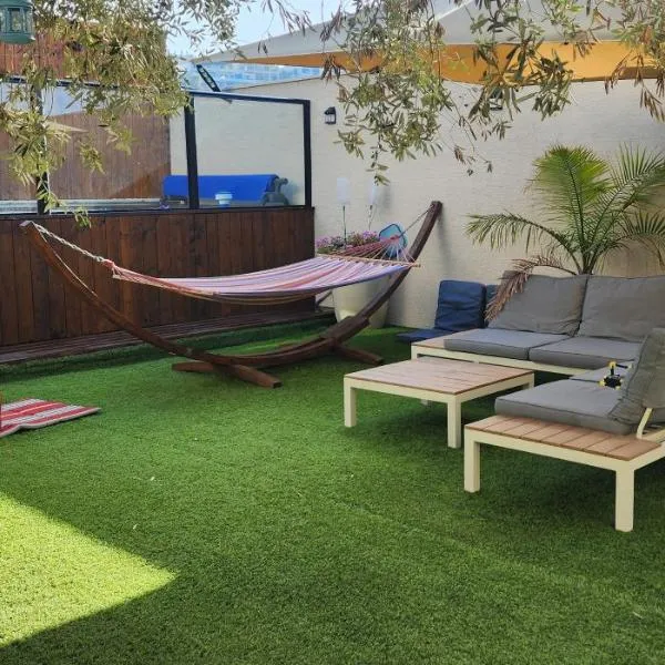 Amy's paradis גן העדן של איימי，位于‘Isfiyā的酒店