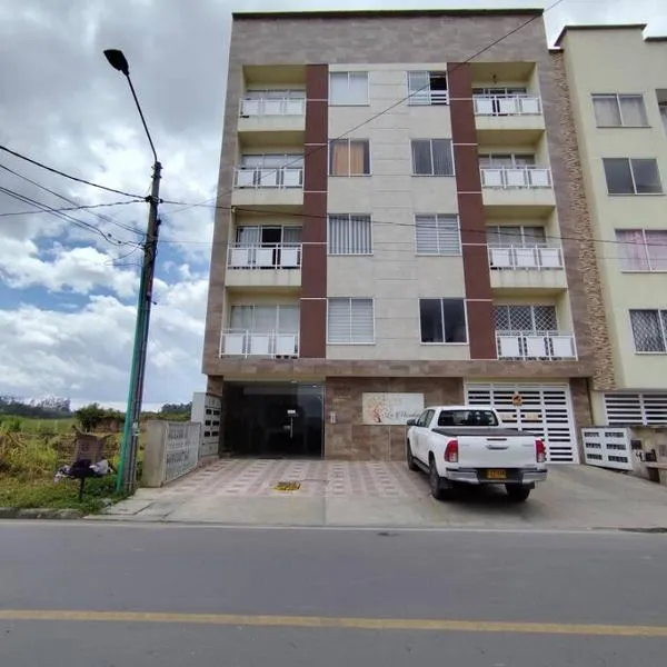 Apartamento entero bien ubicado en zona exclusiva，位于波帕扬的酒店