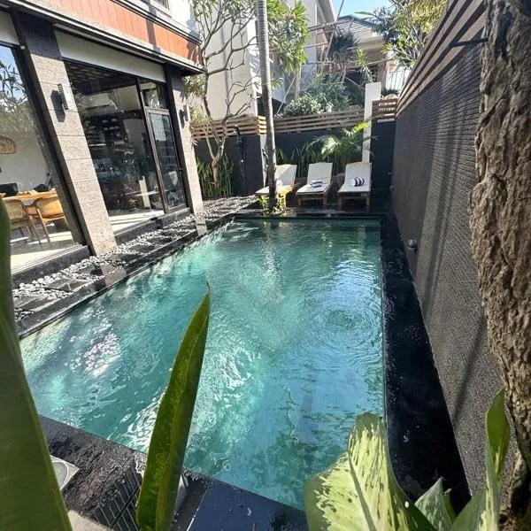 Villa CUCU - Legian - 3 Bedroom，位于勒吉安的酒店