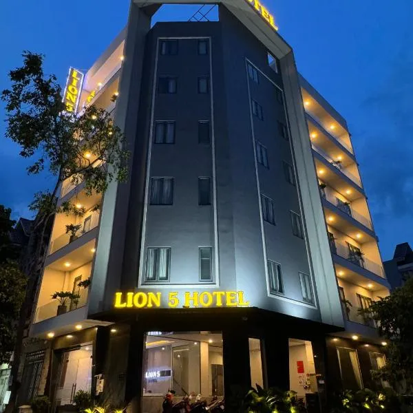LION 5 HOTEL，位于芹苴的酒店