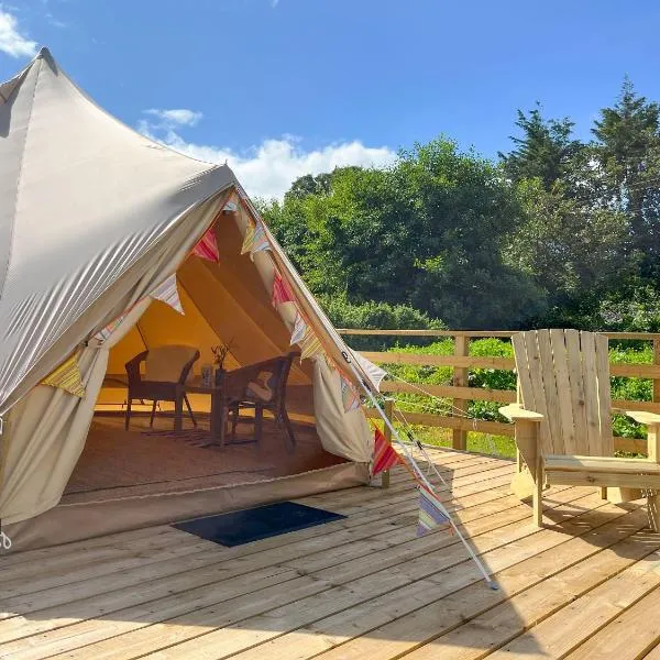 Greystones Glamping - Tent 4，位于肯尼迪山新镇的酒店