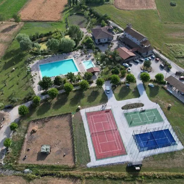 Agriturismo Il Pozzo，位于波拉的酒店