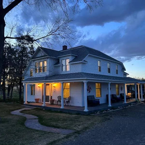 Hudson House Bed and Breakfast，位于Wheatland的酒店