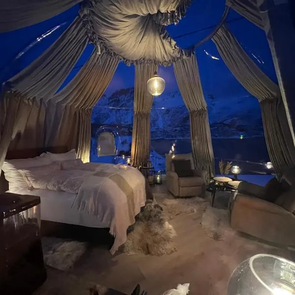 Lofoten glampingdome，位于Myrland的酒店