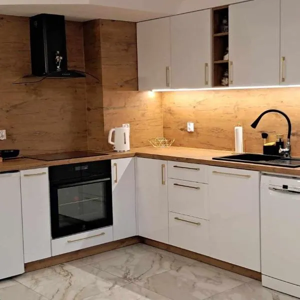 Apartament Pszczółka，位于奥古斯图的酒店