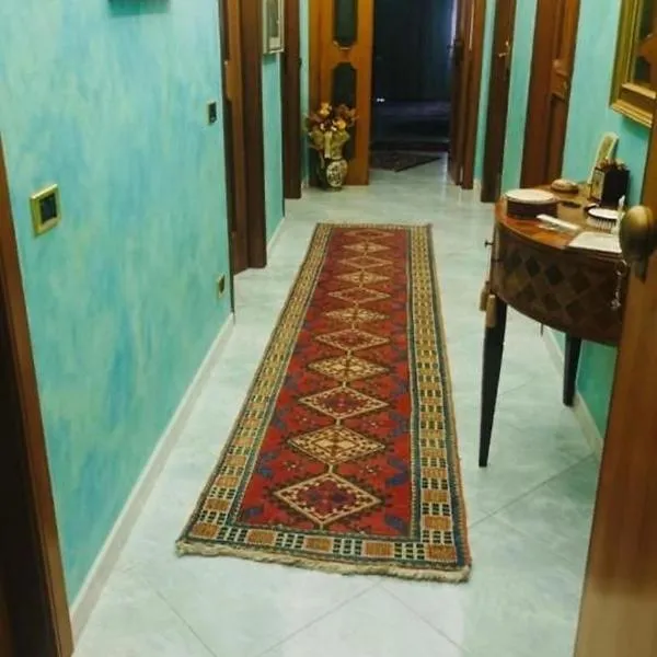 La casa di nonna Lia，位于Tollo的酒店