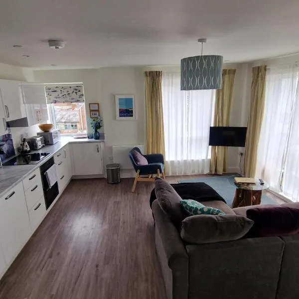 Number 10 Stunning Apartment, Fantastic Location!，位于埃克斯茅斯的酒店
