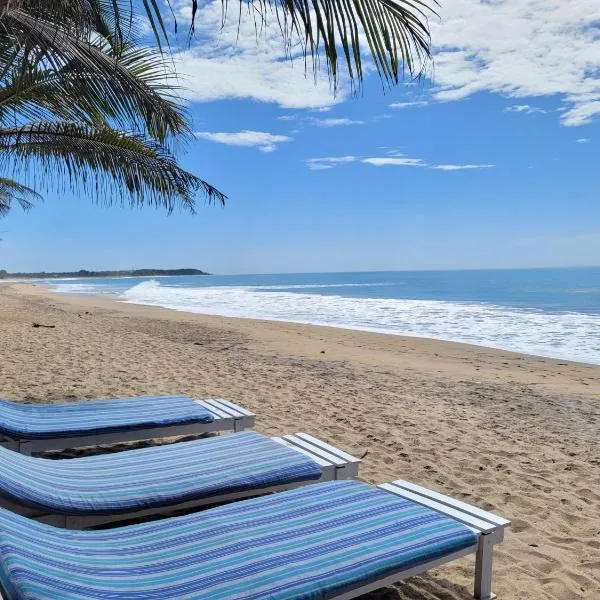 Galaxy Lounge，位于阿鲁甘湾的酒店