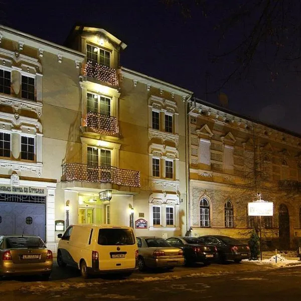 密斯凯酒店，位于Szikszó的酒店