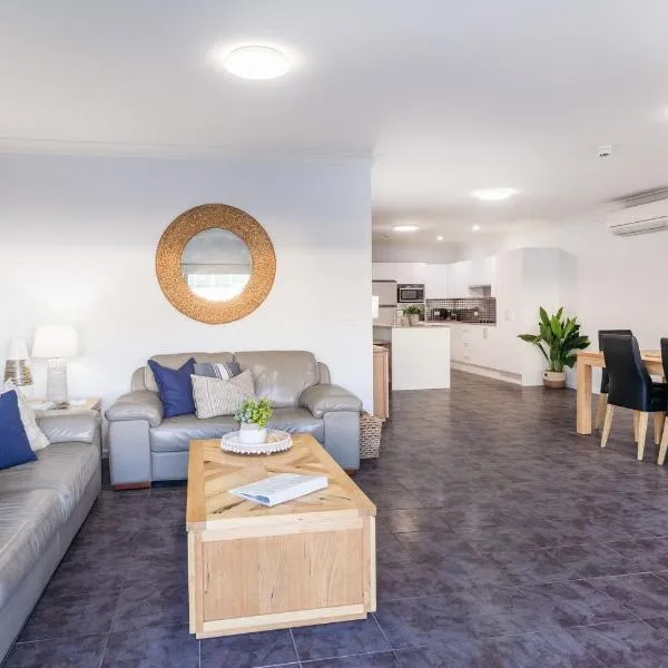 Mollymook Luxury Beachfront Apartment 3，位于米尔顿的酒店