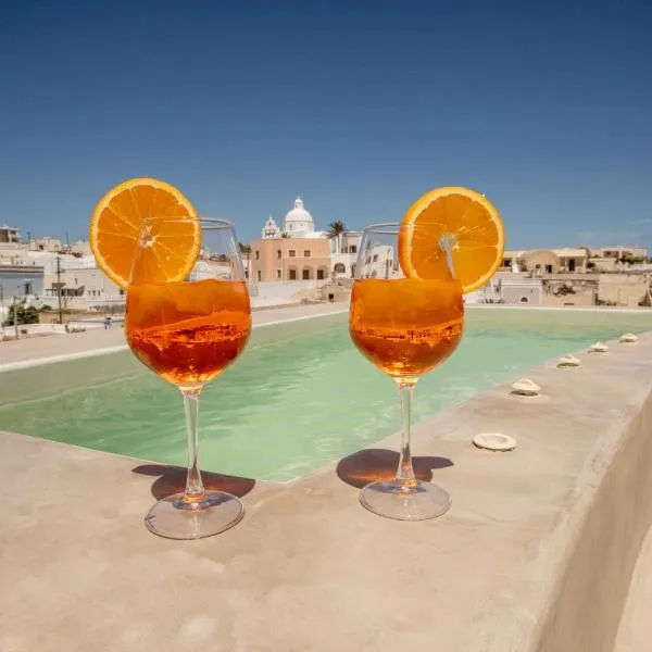 Utopia Suites Santorini，位于卡特瑞杜斯的酒店