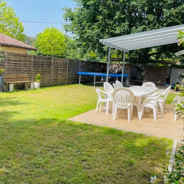 Maison Spacieuse et Confortable，位于居让梅斯特拉的酒店