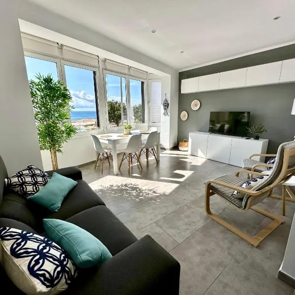 Apartamento en primera linea con vistas al mar - VistaMar Blanes，位于布拉内斯的酒店