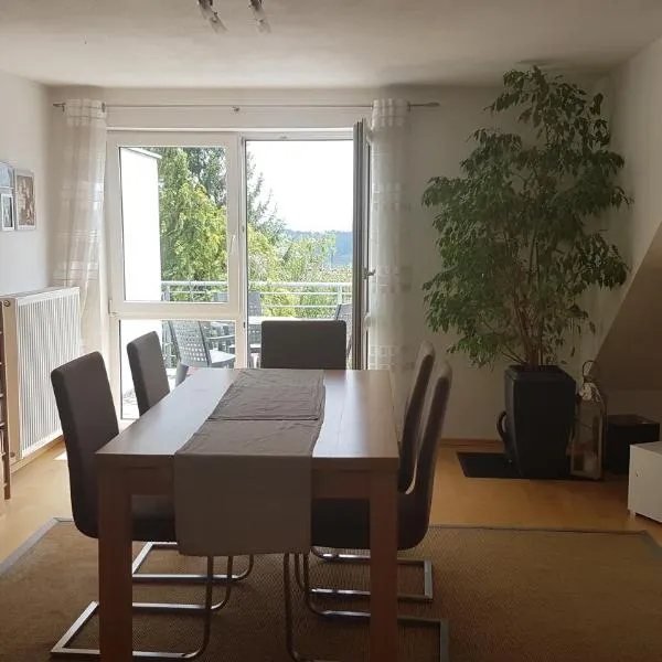 Schöne Wohnung frei in Alfdorf bei Stuttgart，位于阿尔道夫的酒店