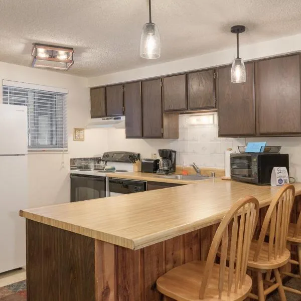 Beaver Village Unit #0623R，位于冬季公园的酒店