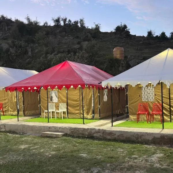 Himalyan Wild Trails Premium Swiss Camp Prashar Lake，位于马恩迪的酒店