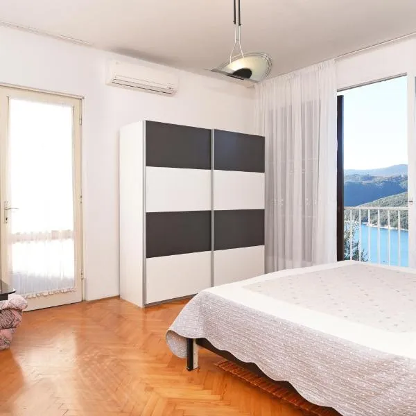 App Jadranka Matak，位于拉巴克的酒店